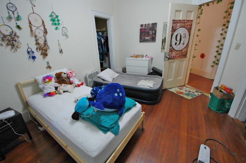 Rental image