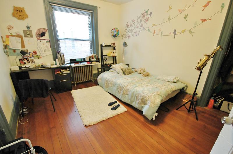 Rental image
