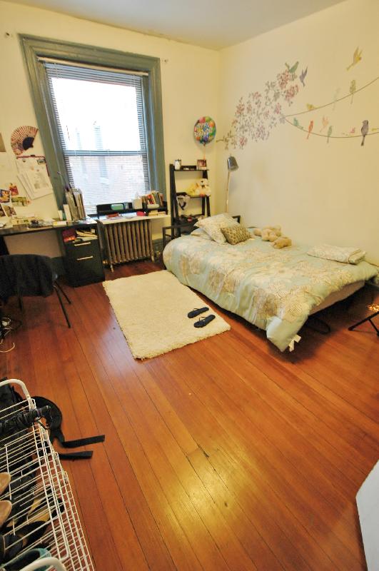 Rental image