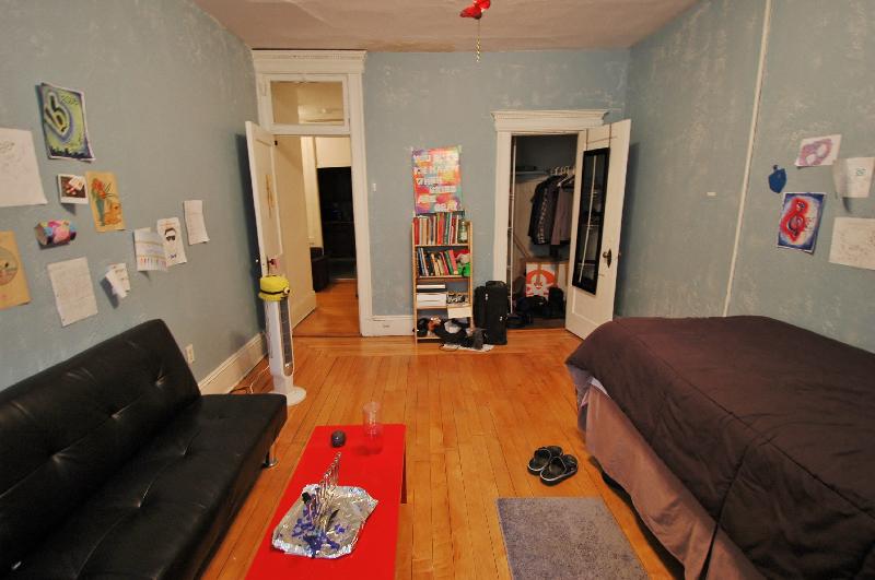 Rental image