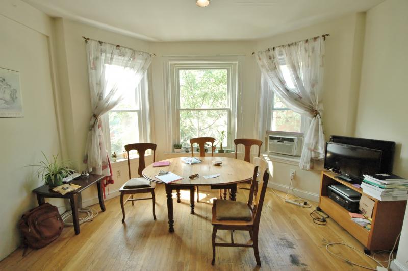 Rental image