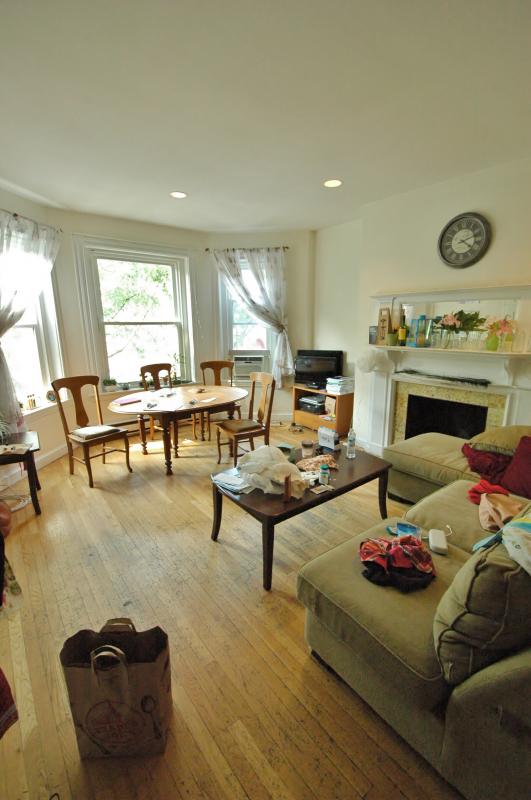 Rental image