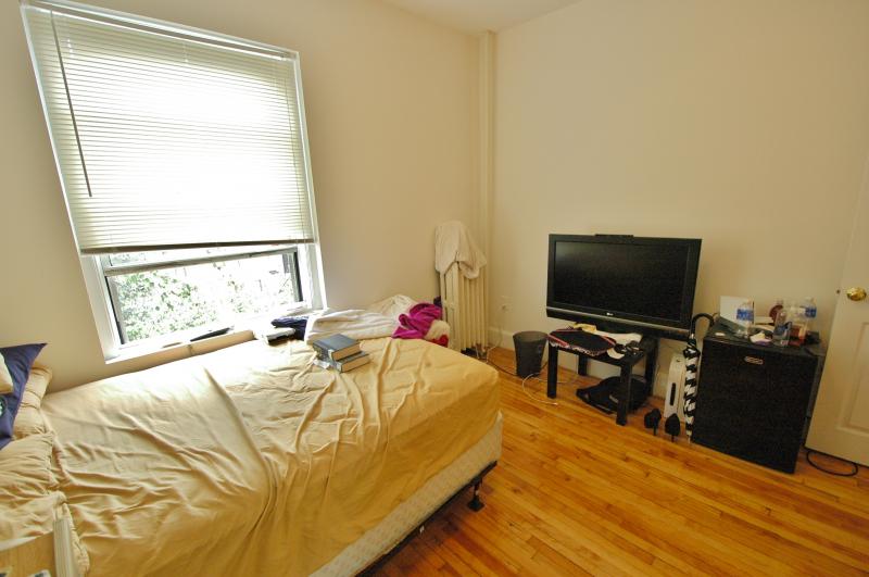 Rental image
