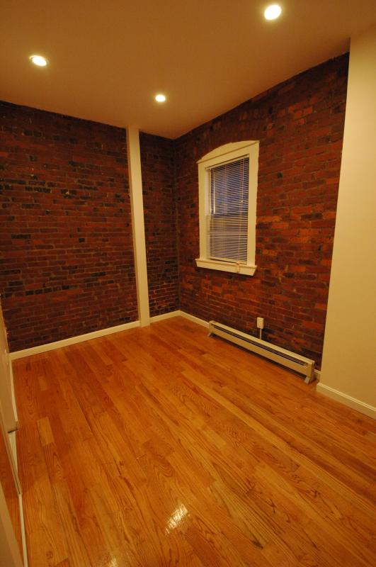 Rental image