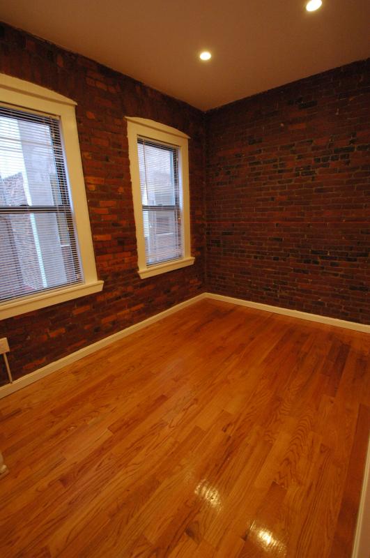 Rental image