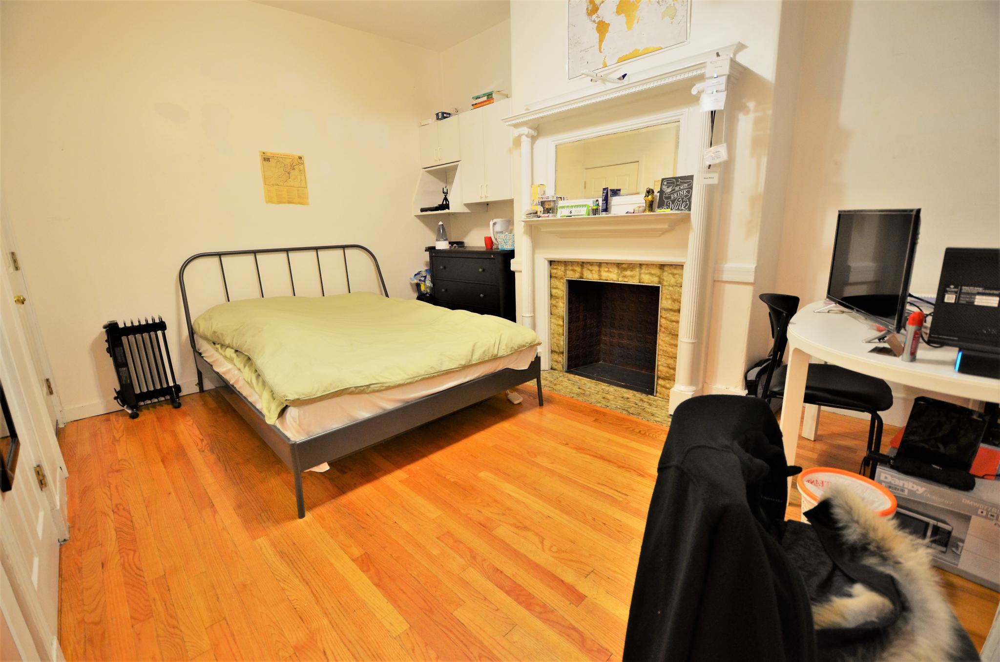 Rental image
