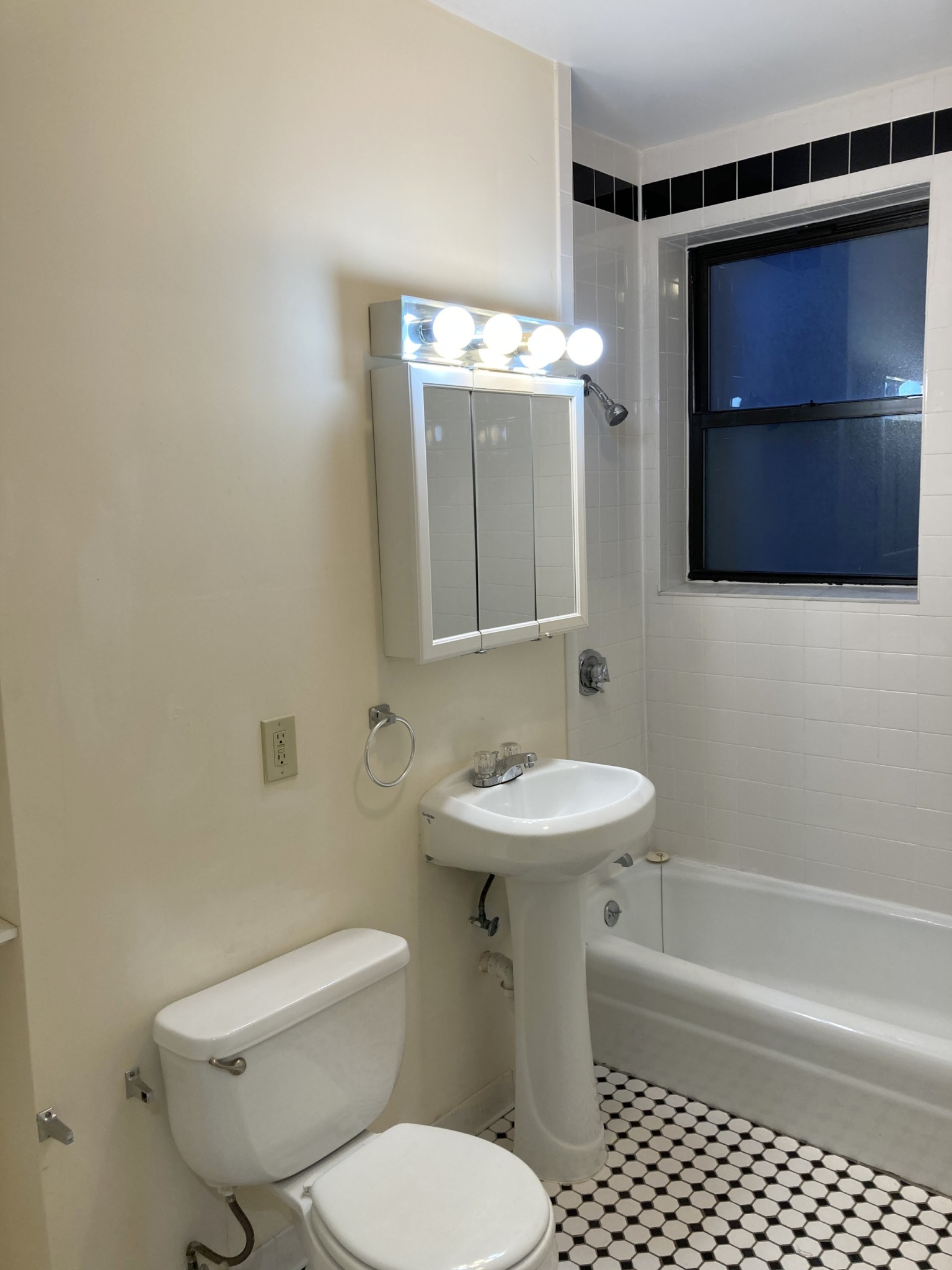 Rental image