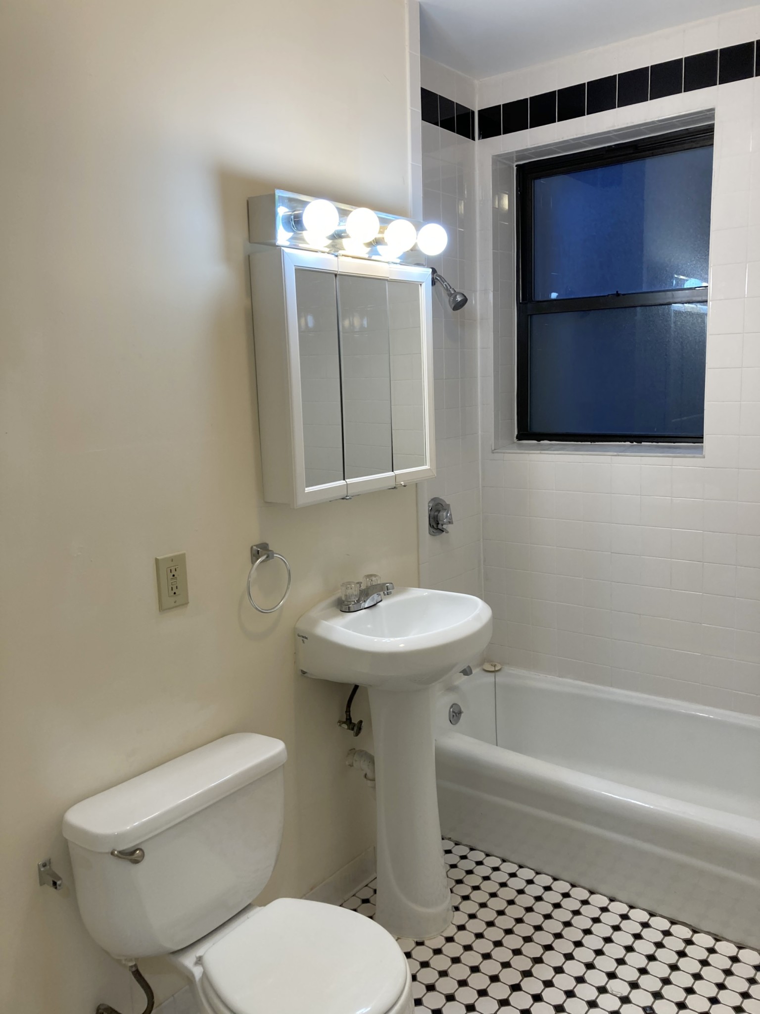 Rental image