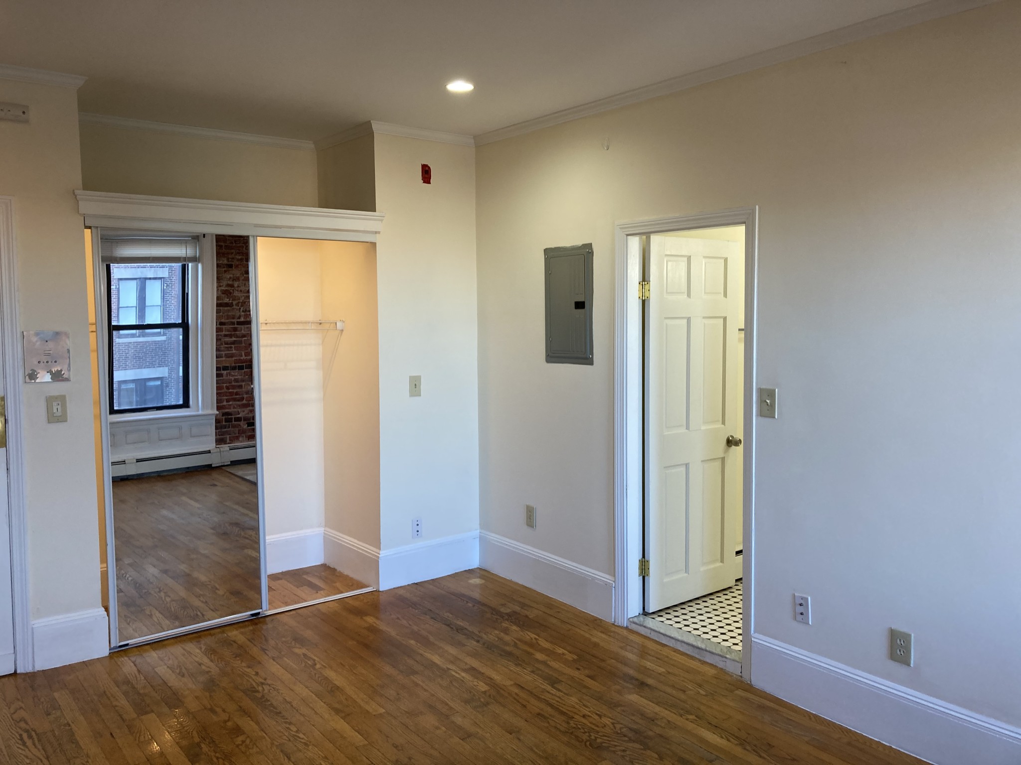 Rental image