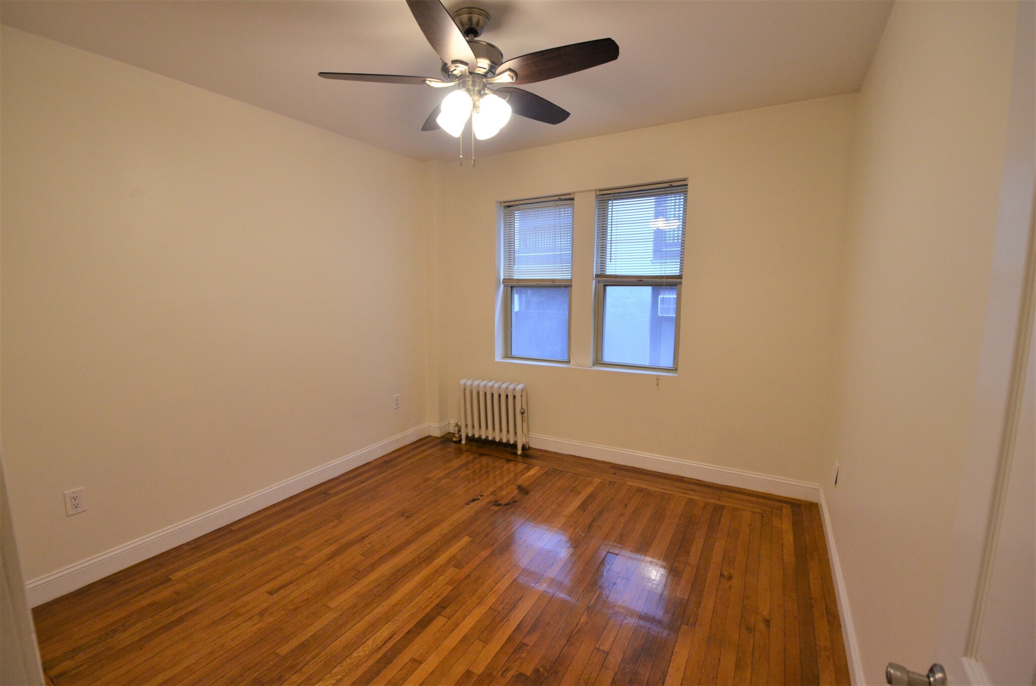 Rental image