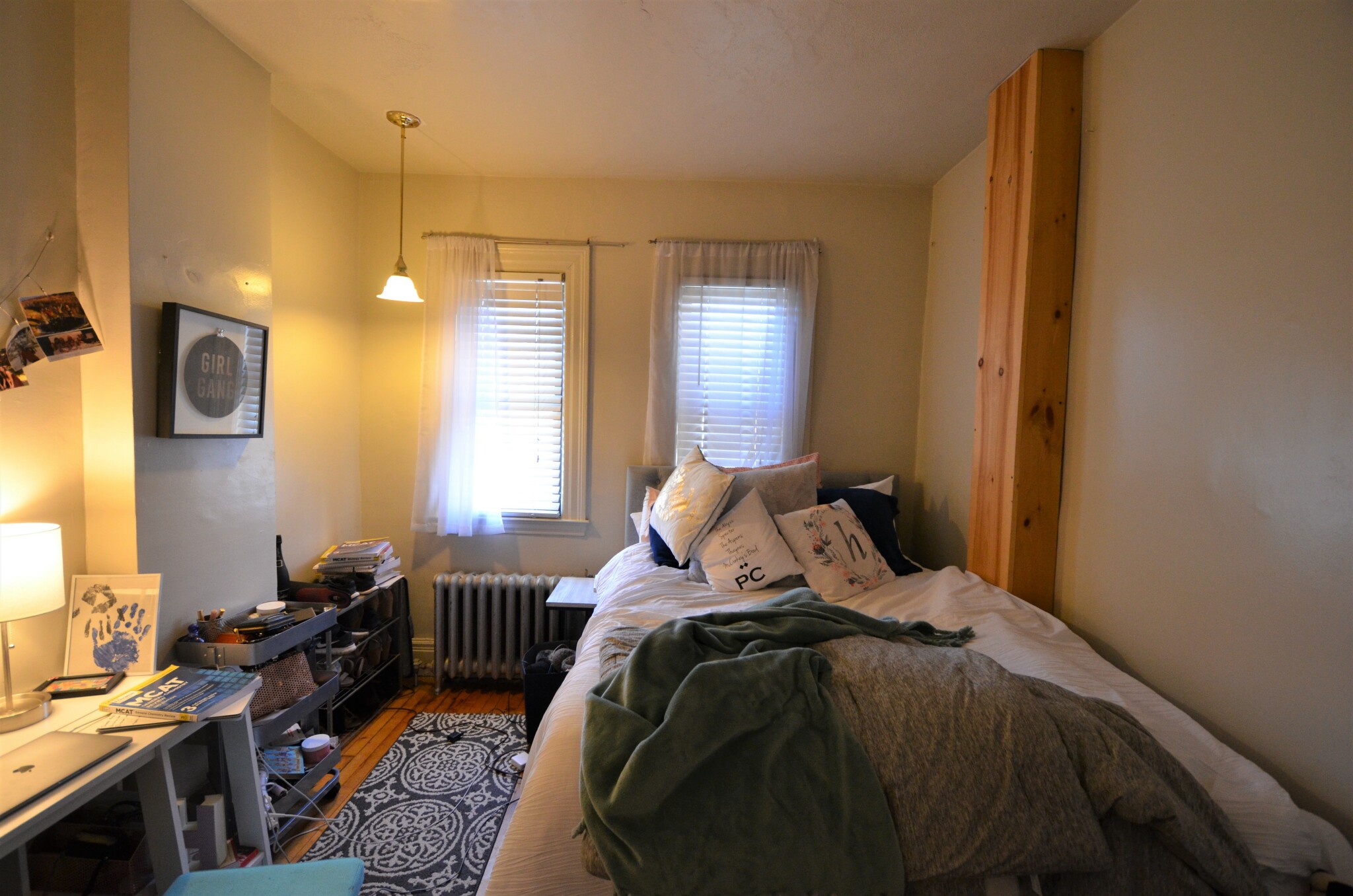 Rental image