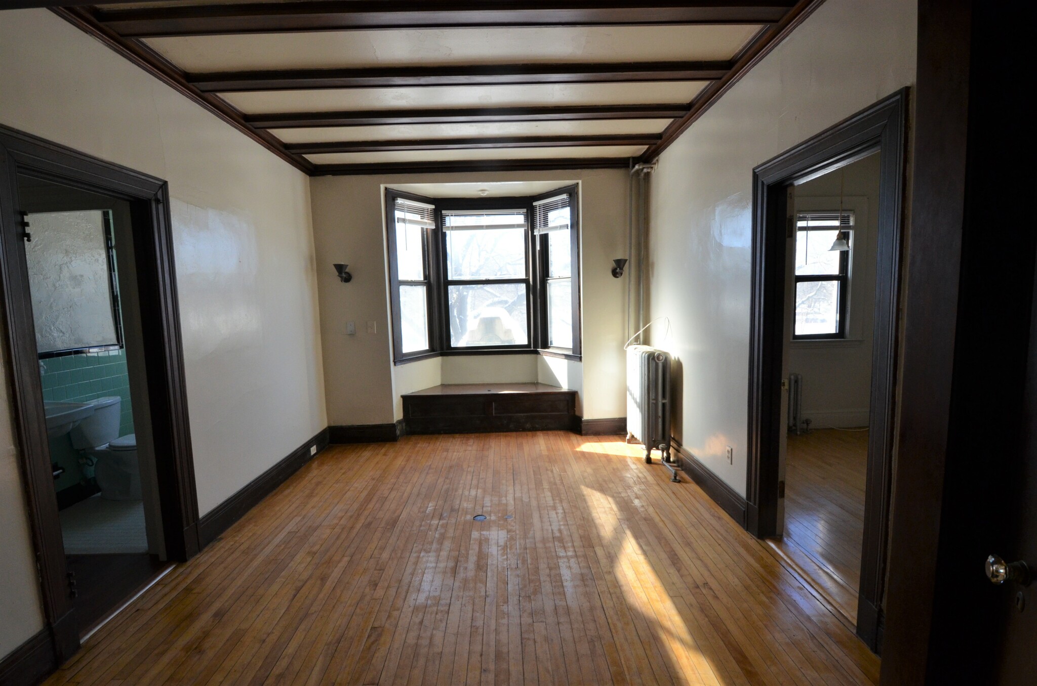 Rental image