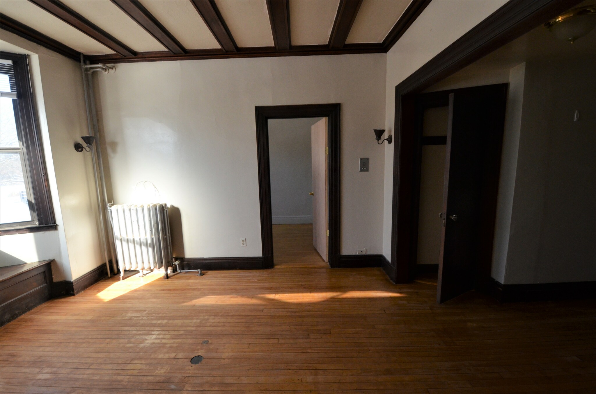 Rental image