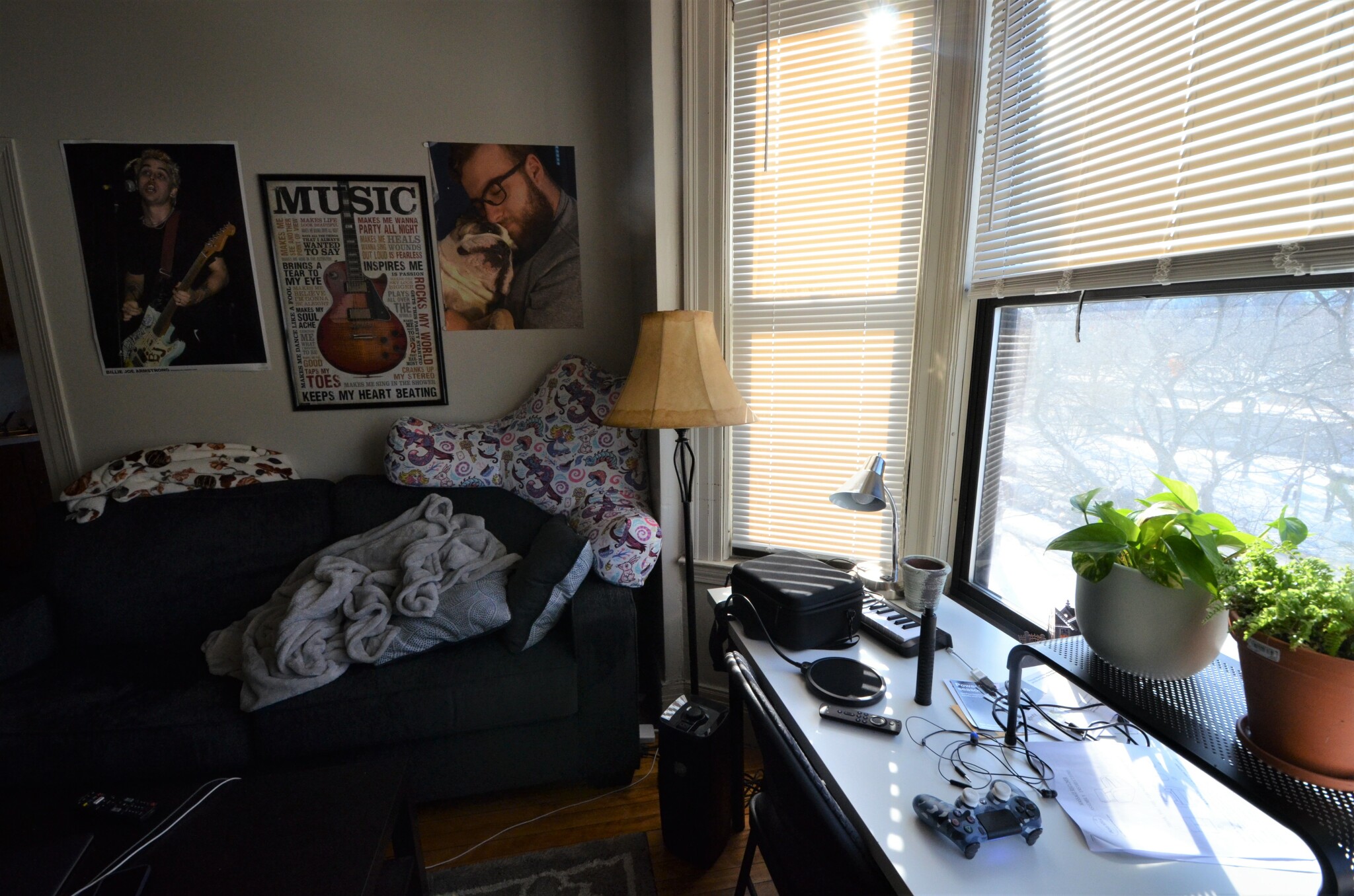 Rental image