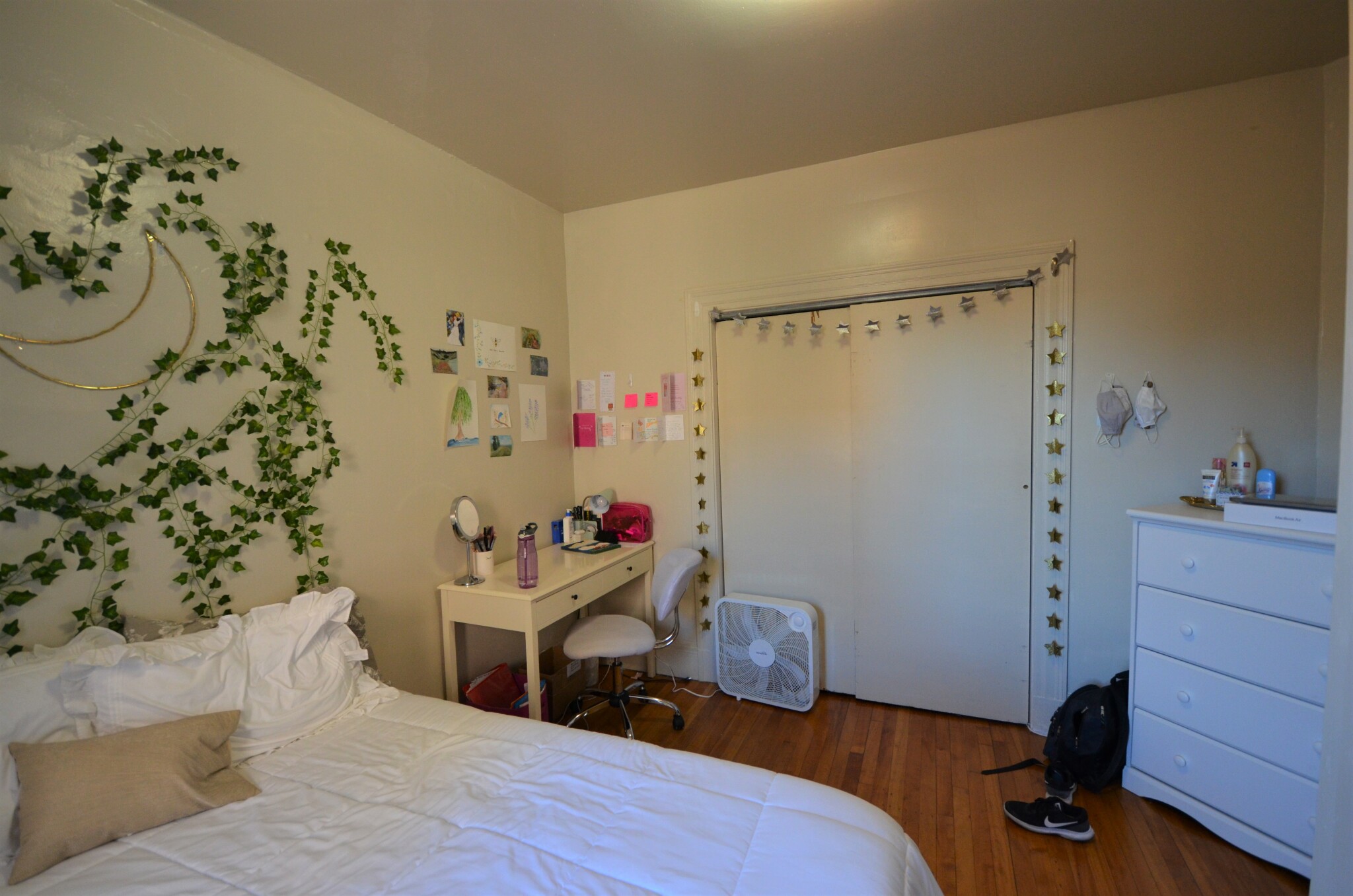 Rental image