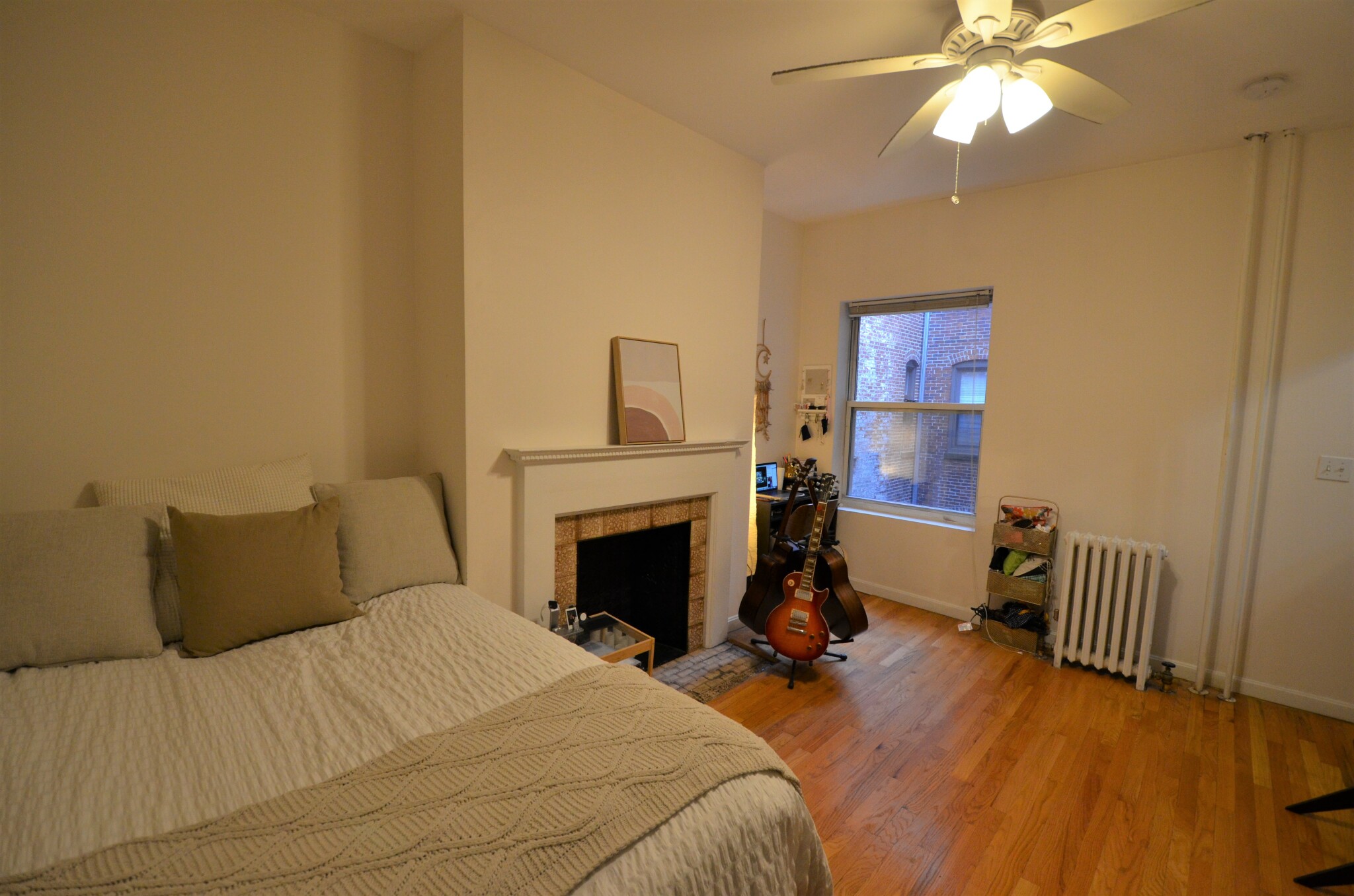 Rental image