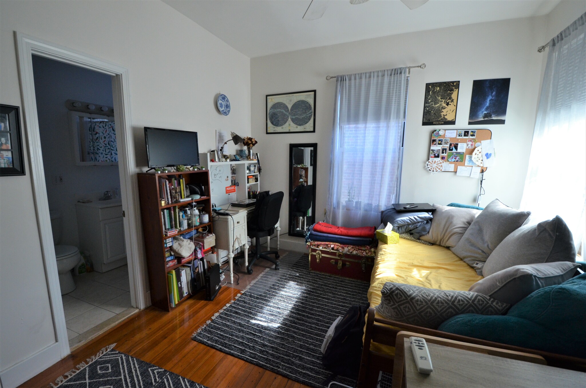Rental image
