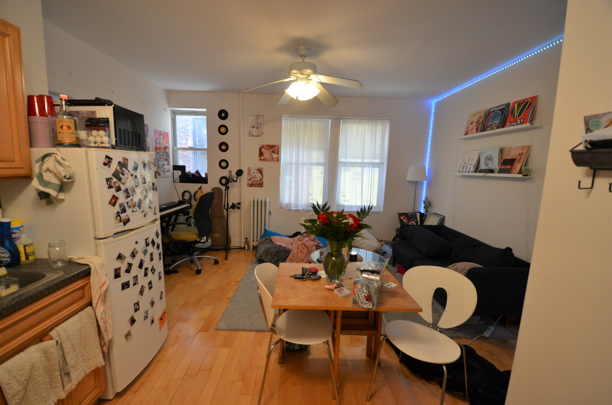 Listing featured image