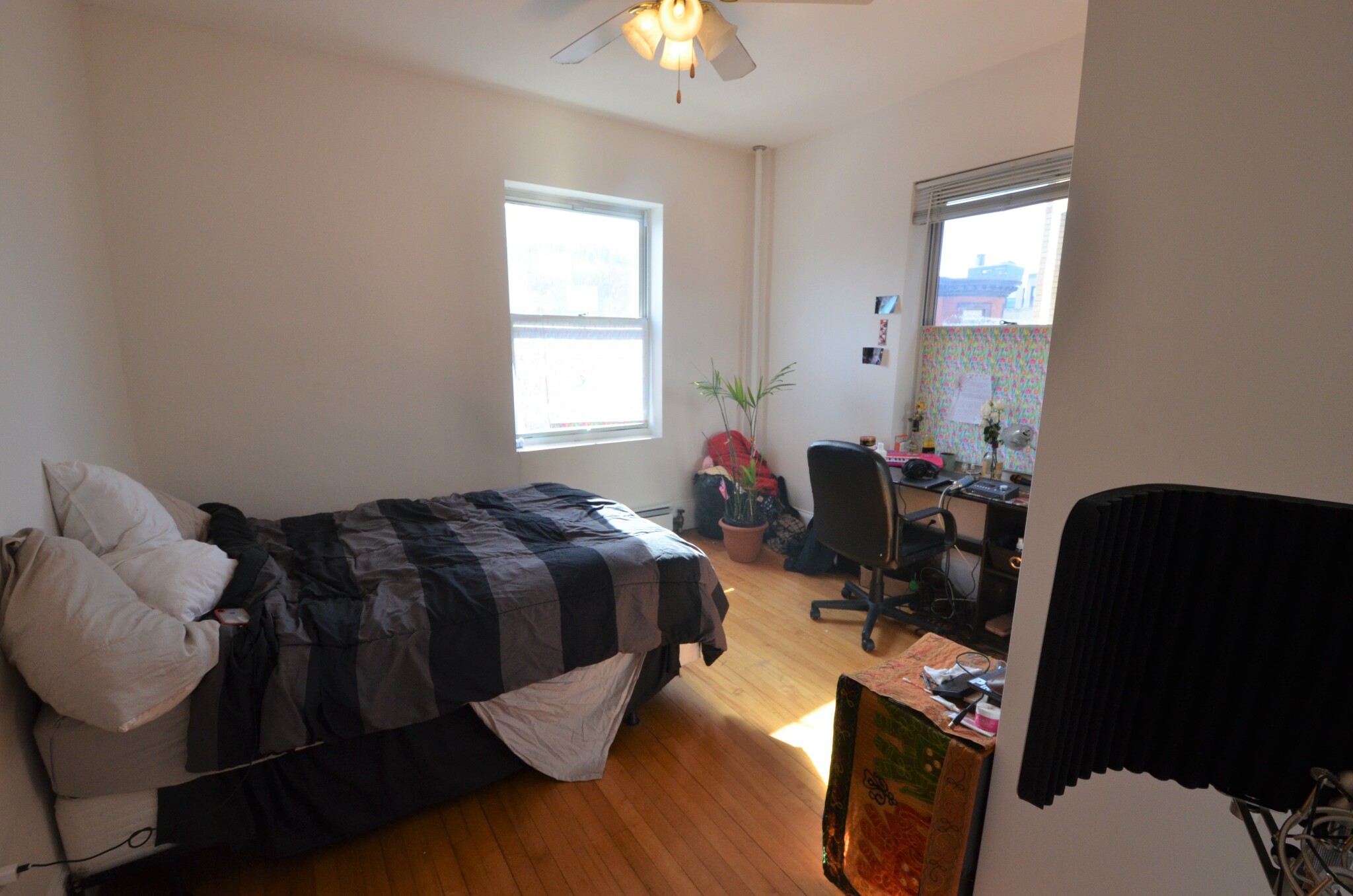 Rental image