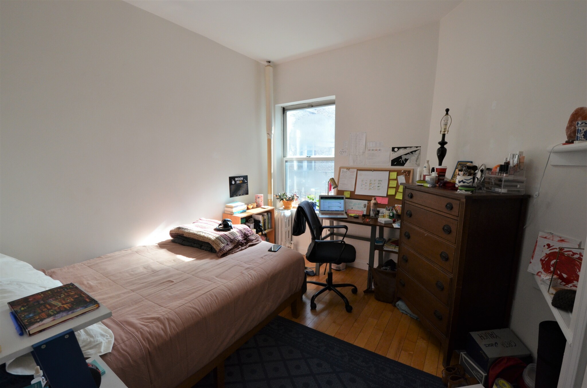 Rental image