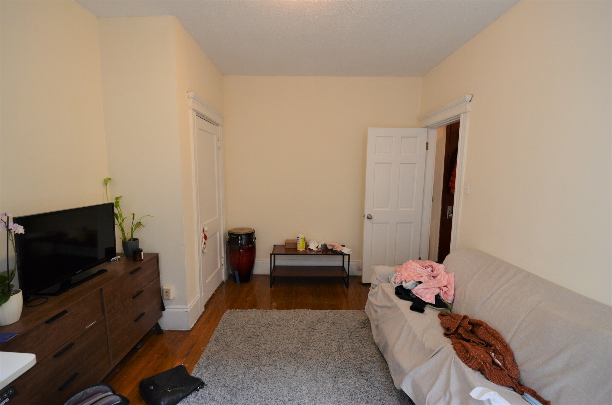 Rental image