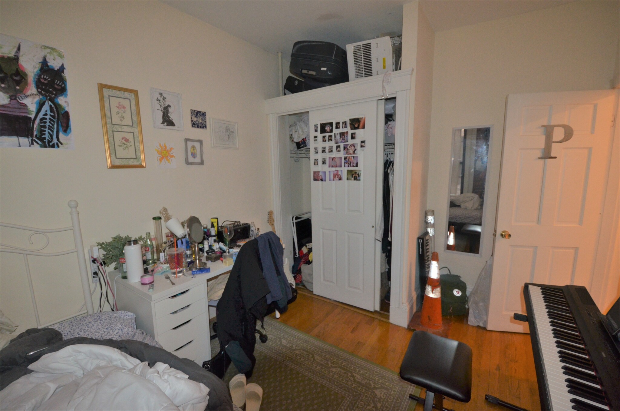 Rental image