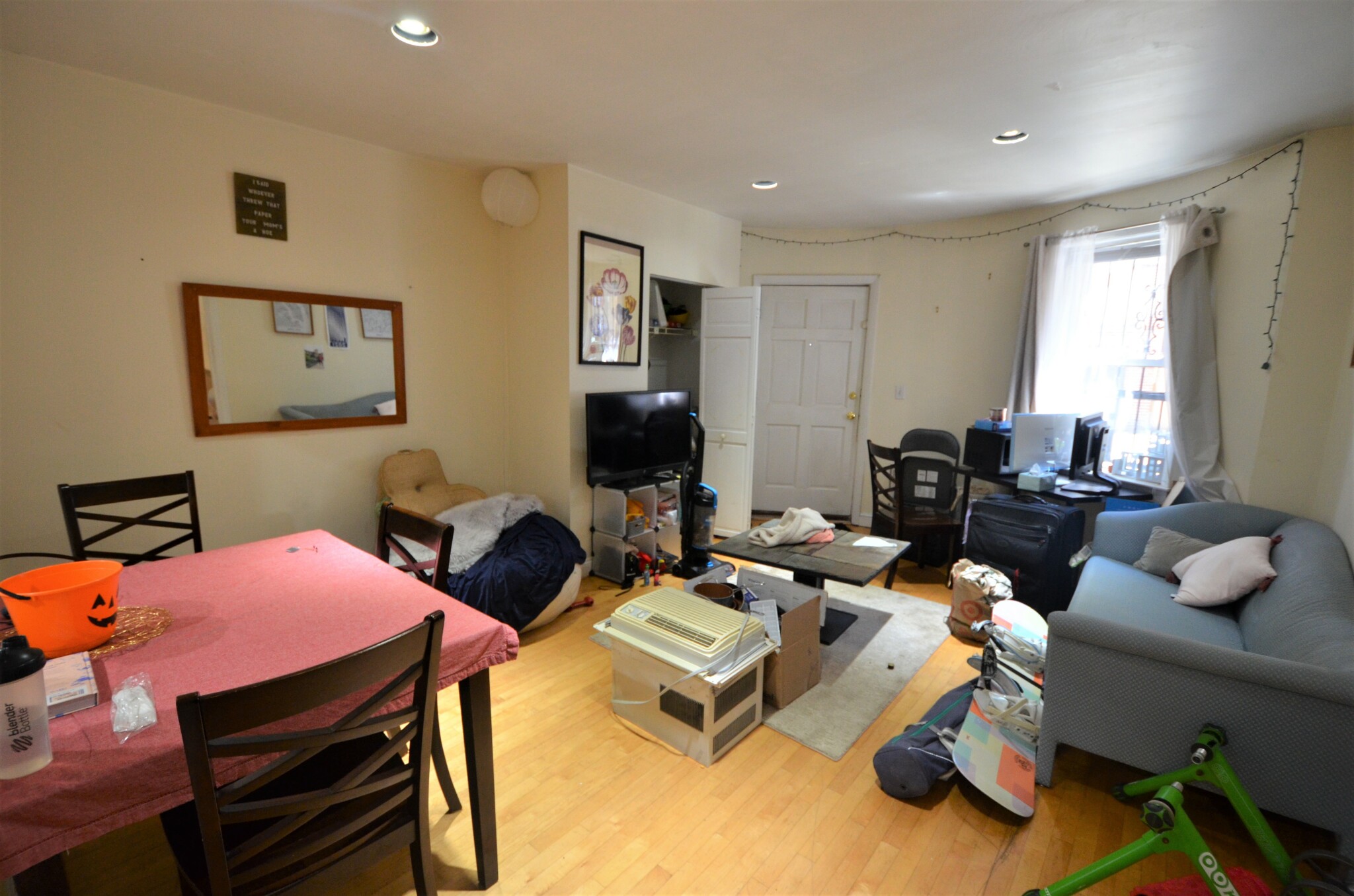 Rental image