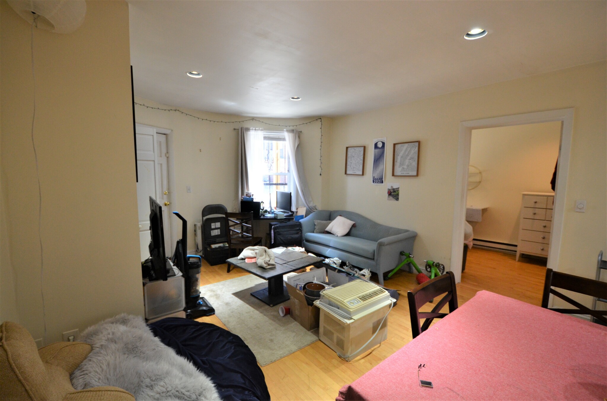 Rental image