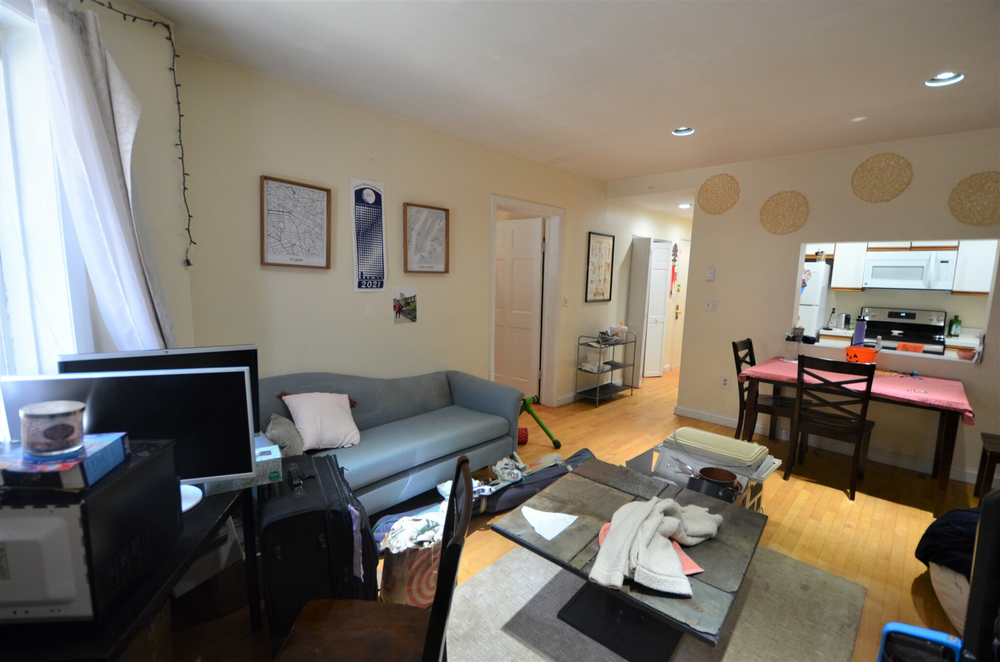 Rental image