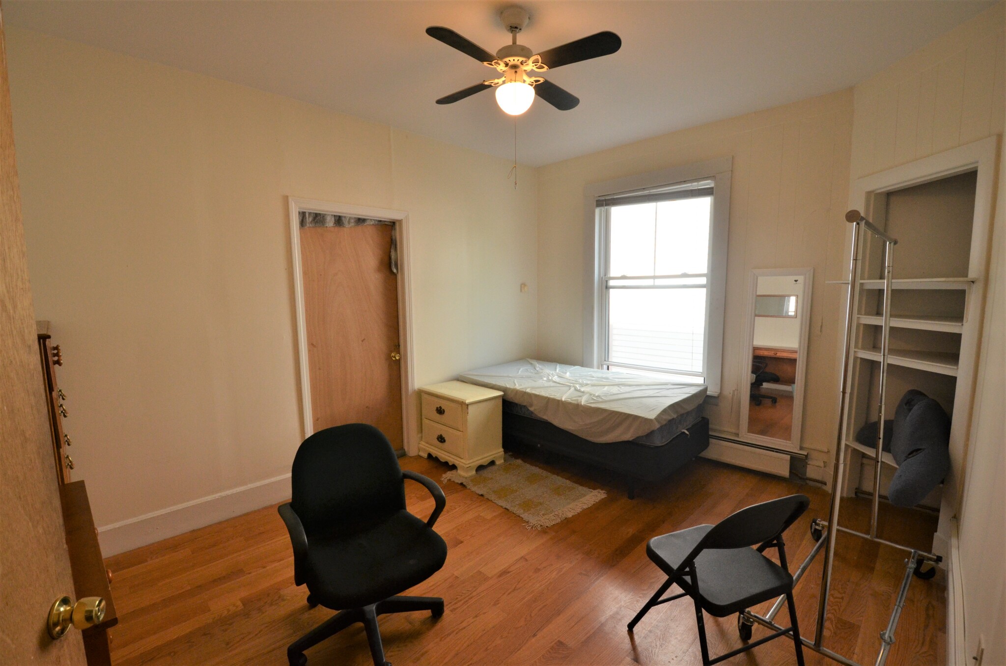 Rental image