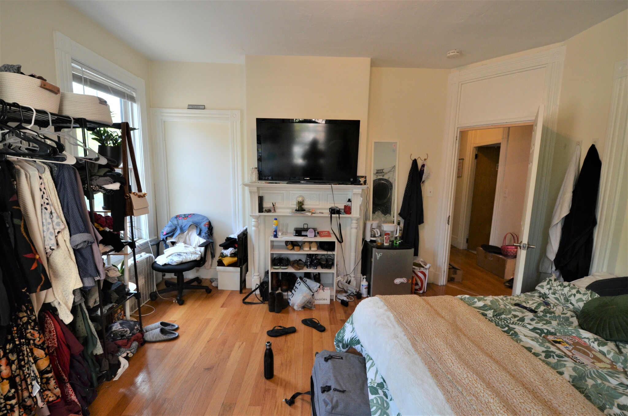 Rental image