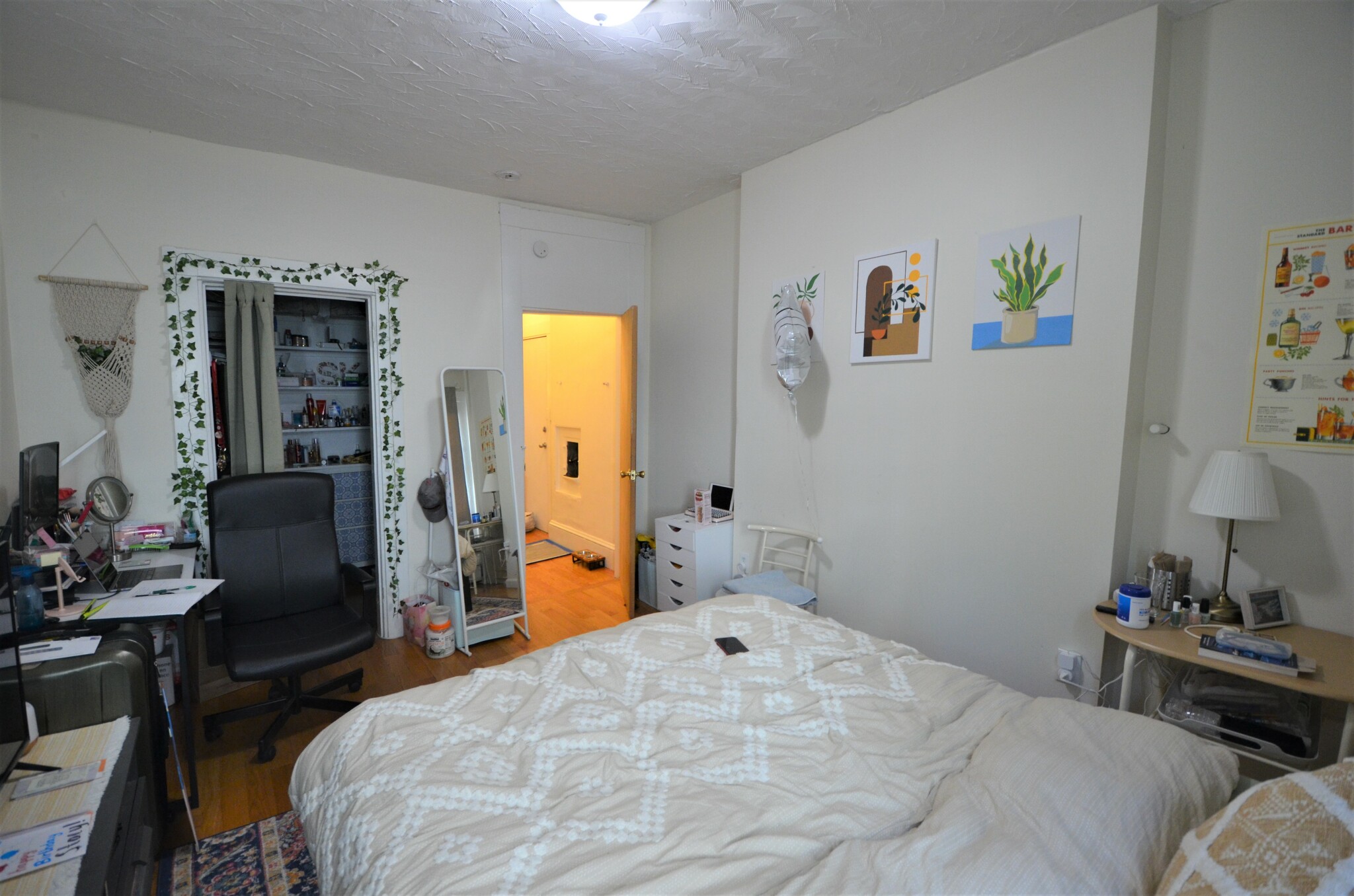 Rental image