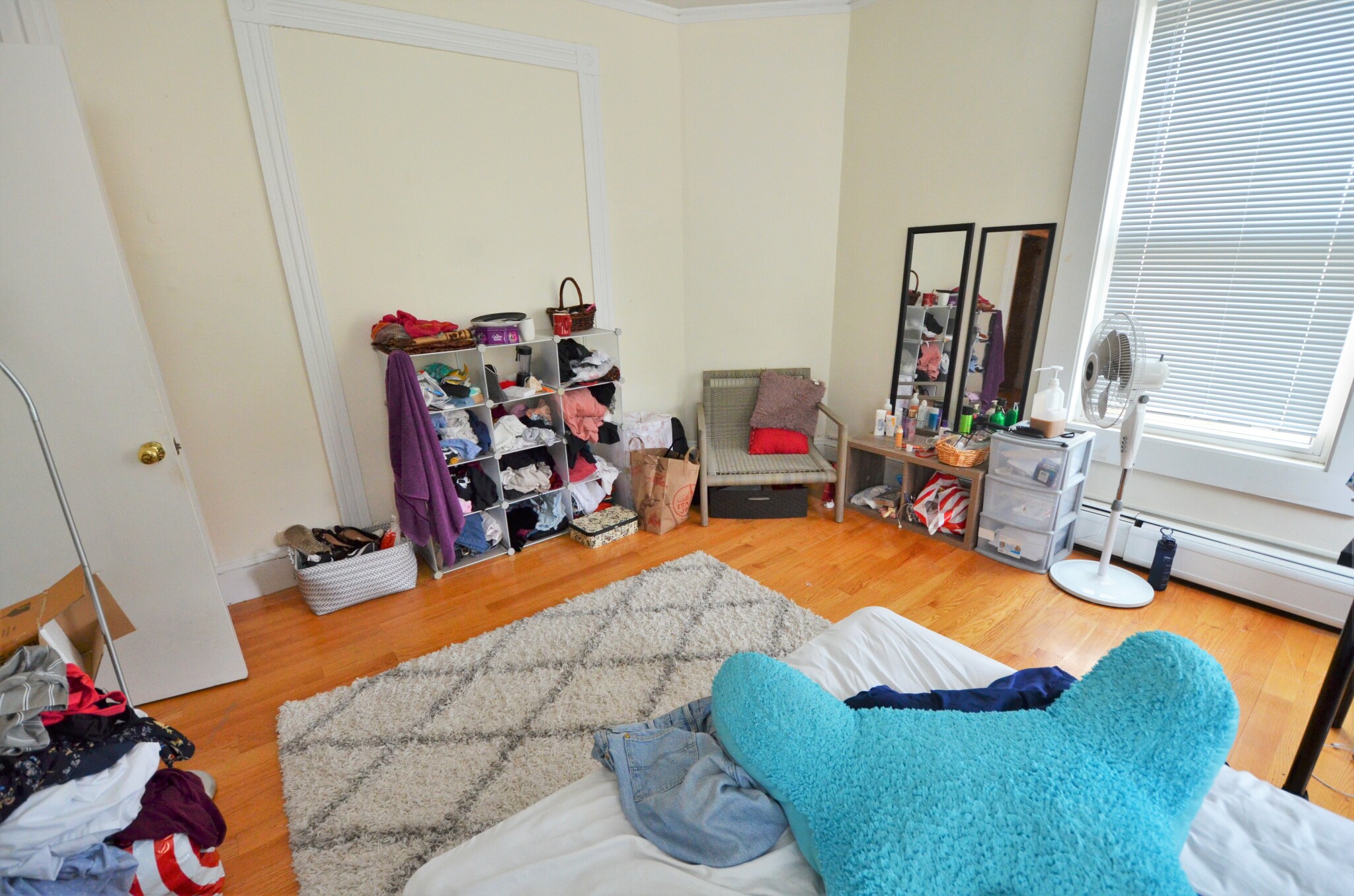 Rental image