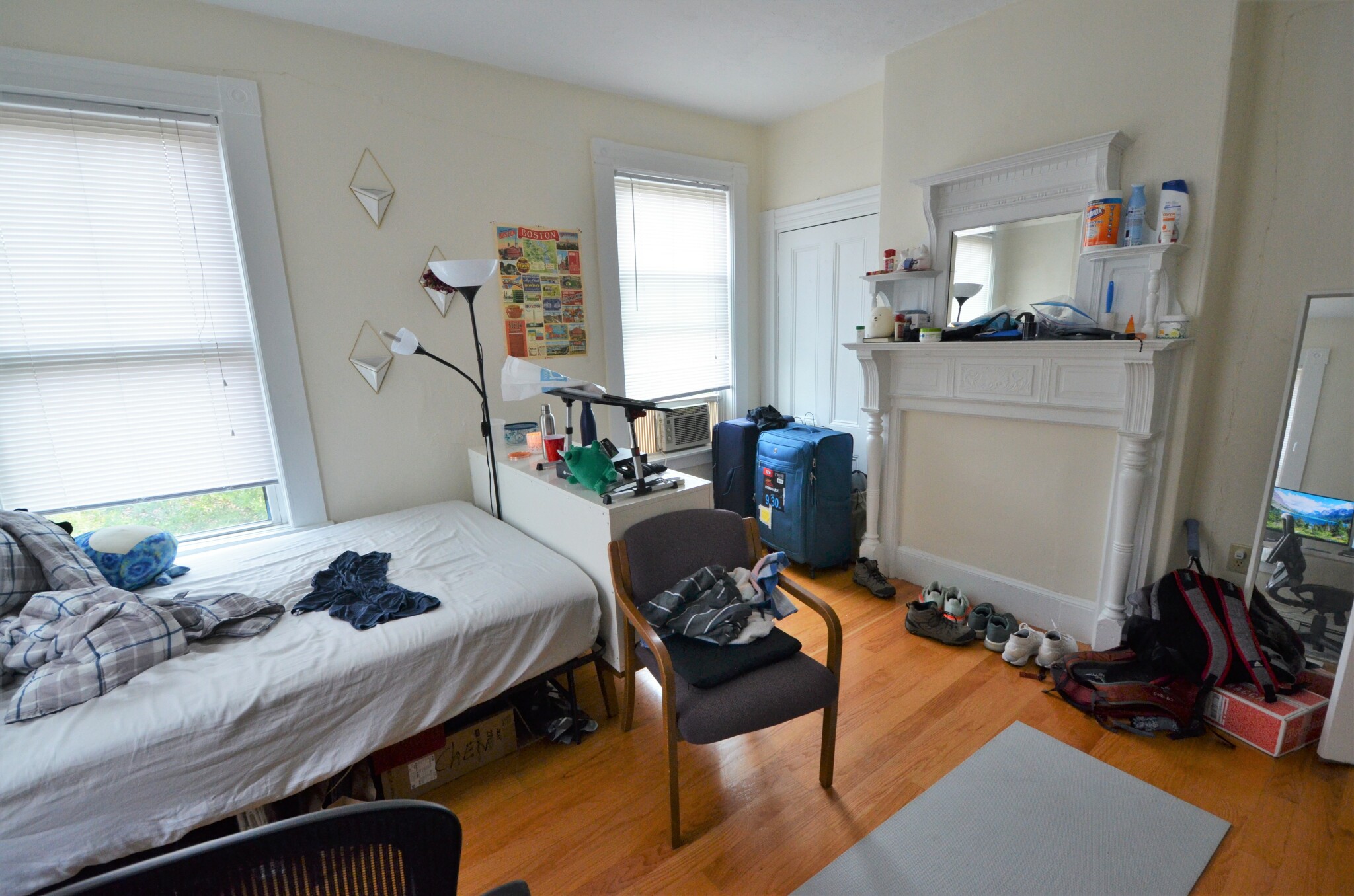 Rental image
