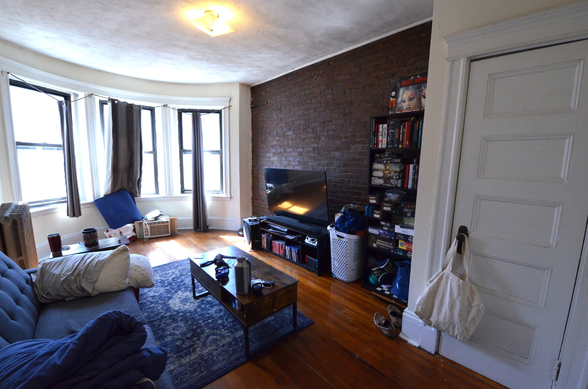 Rental image