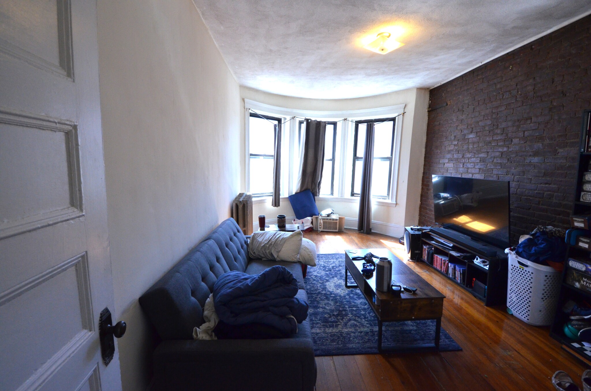 Rental image