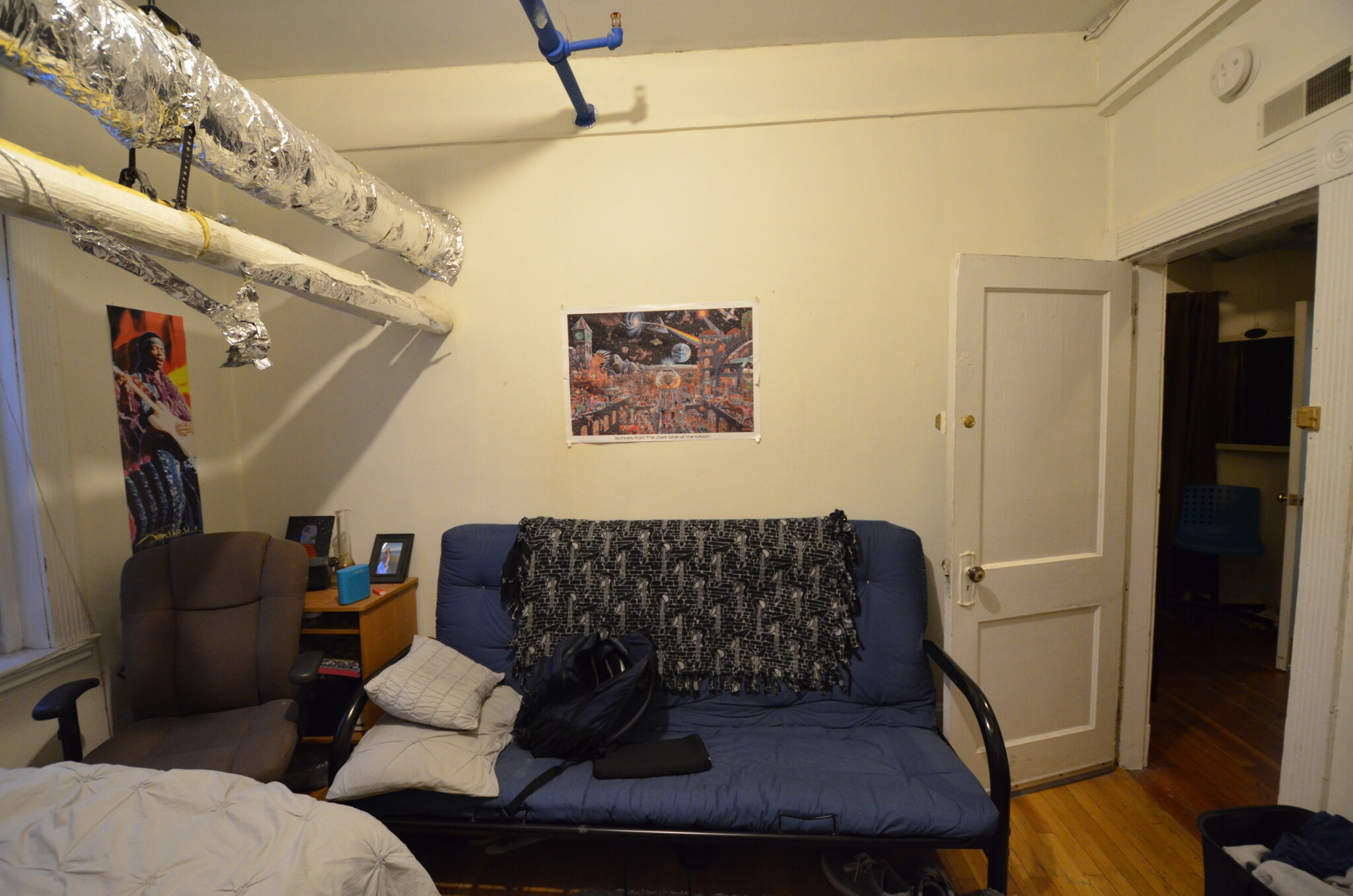 Rental image