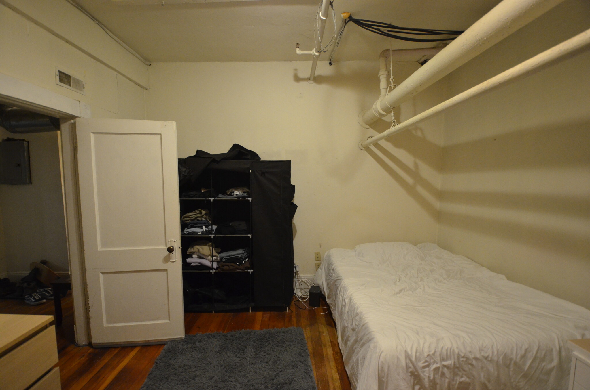 Rental image