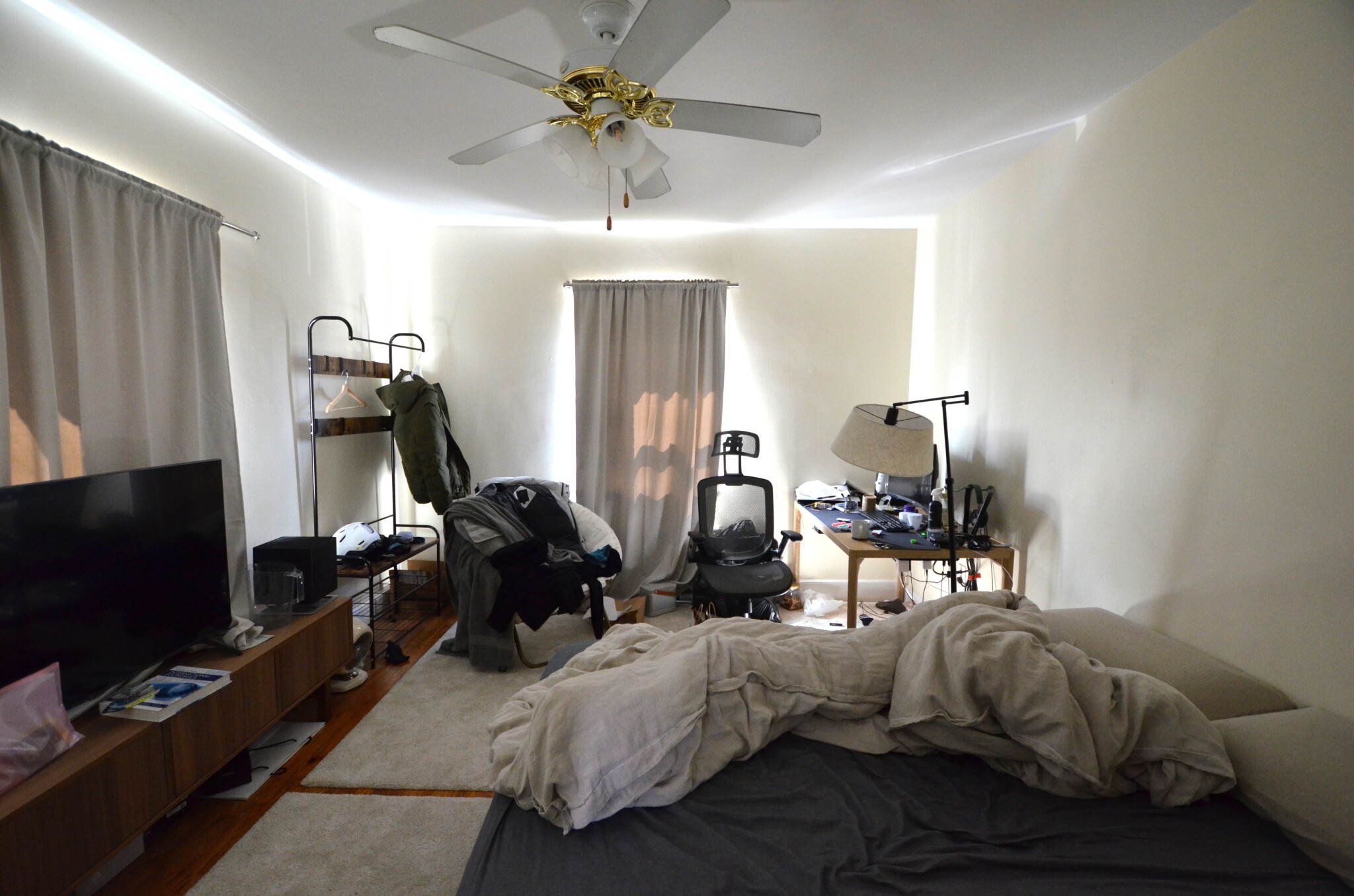 Rental image