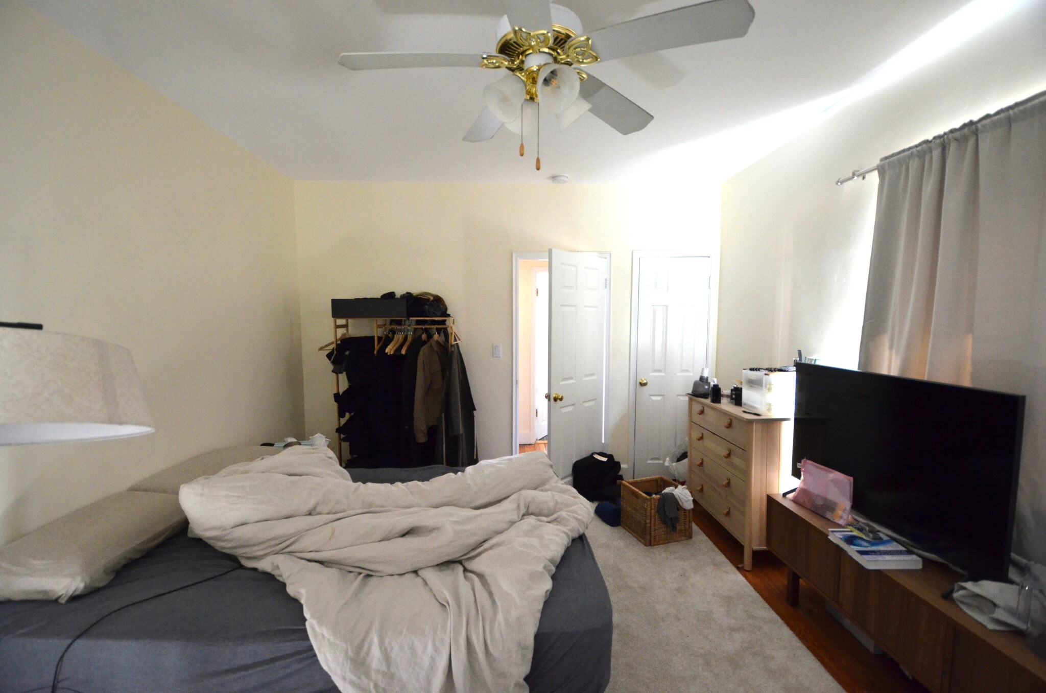 Rental image