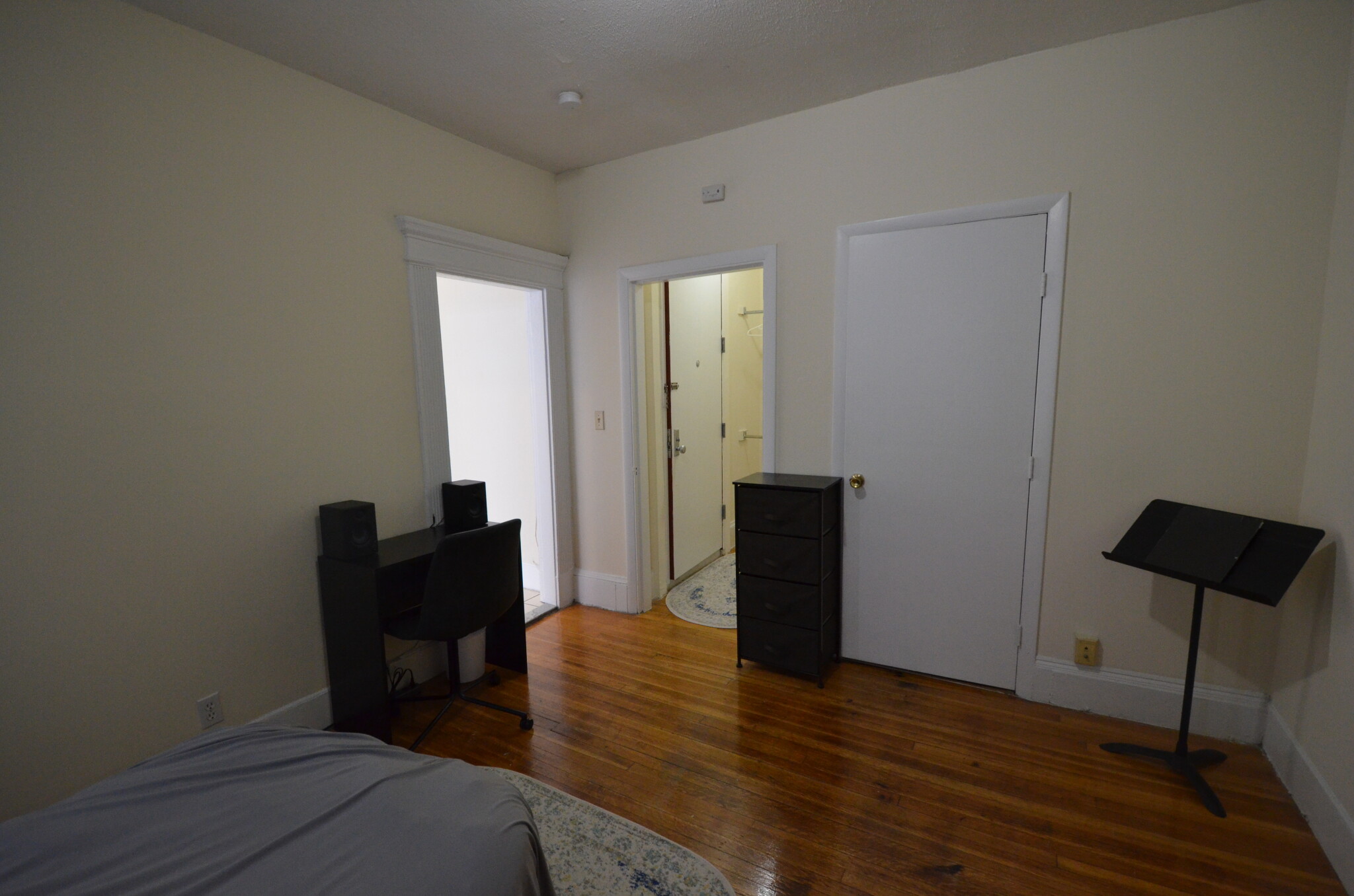 Rental image