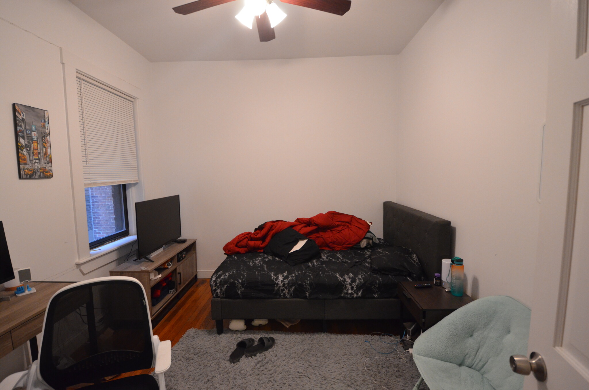 Rental image