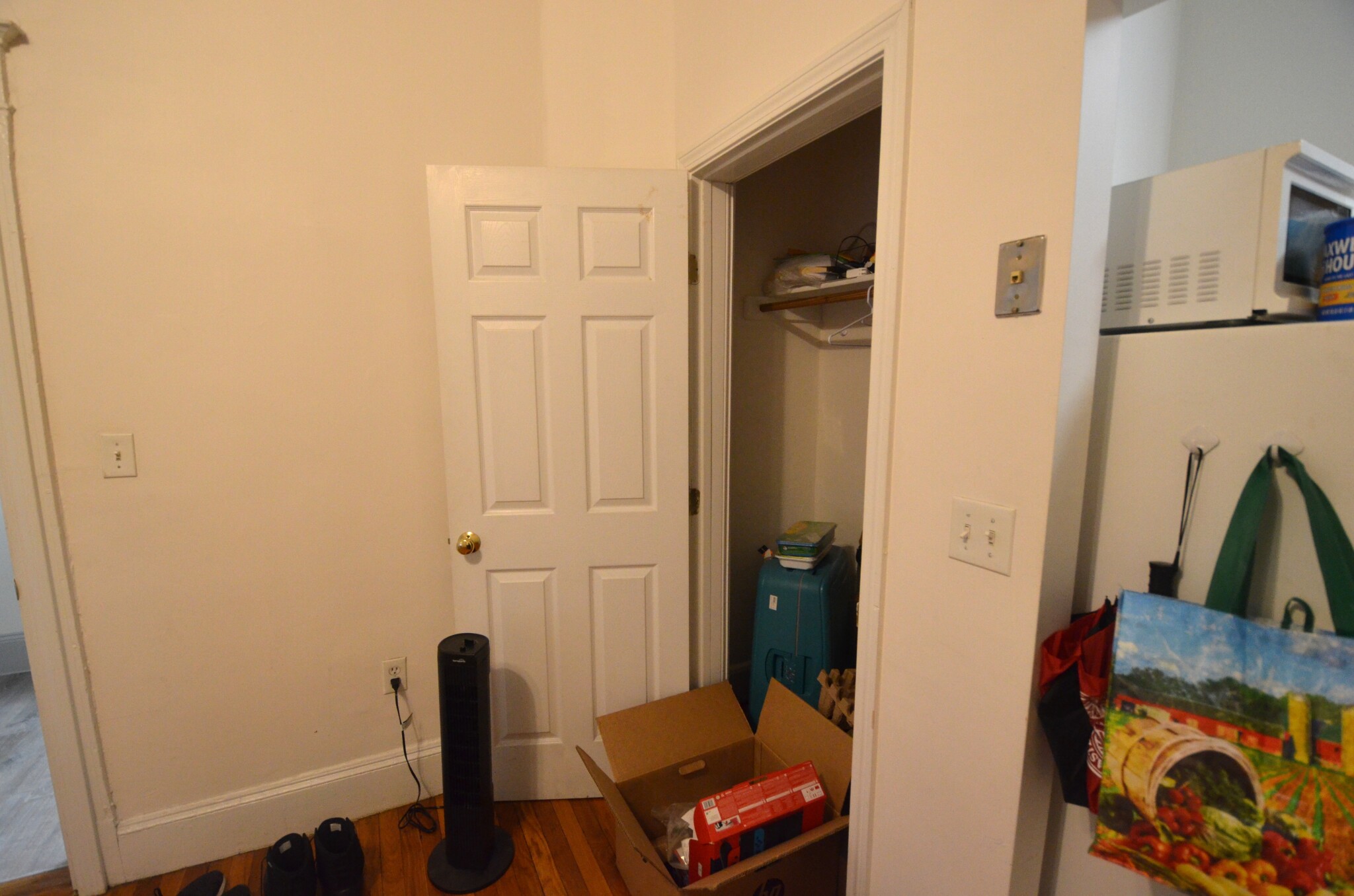Rental image