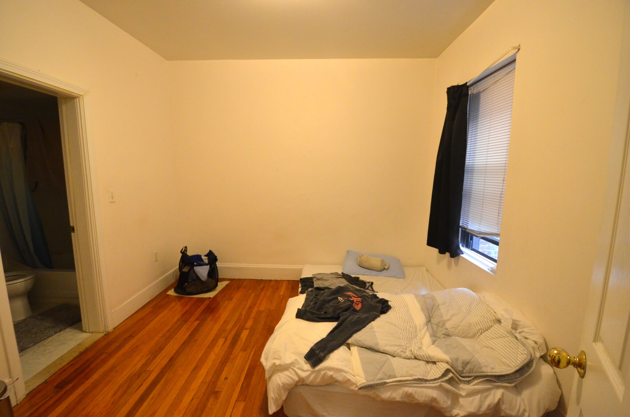 Rental image
