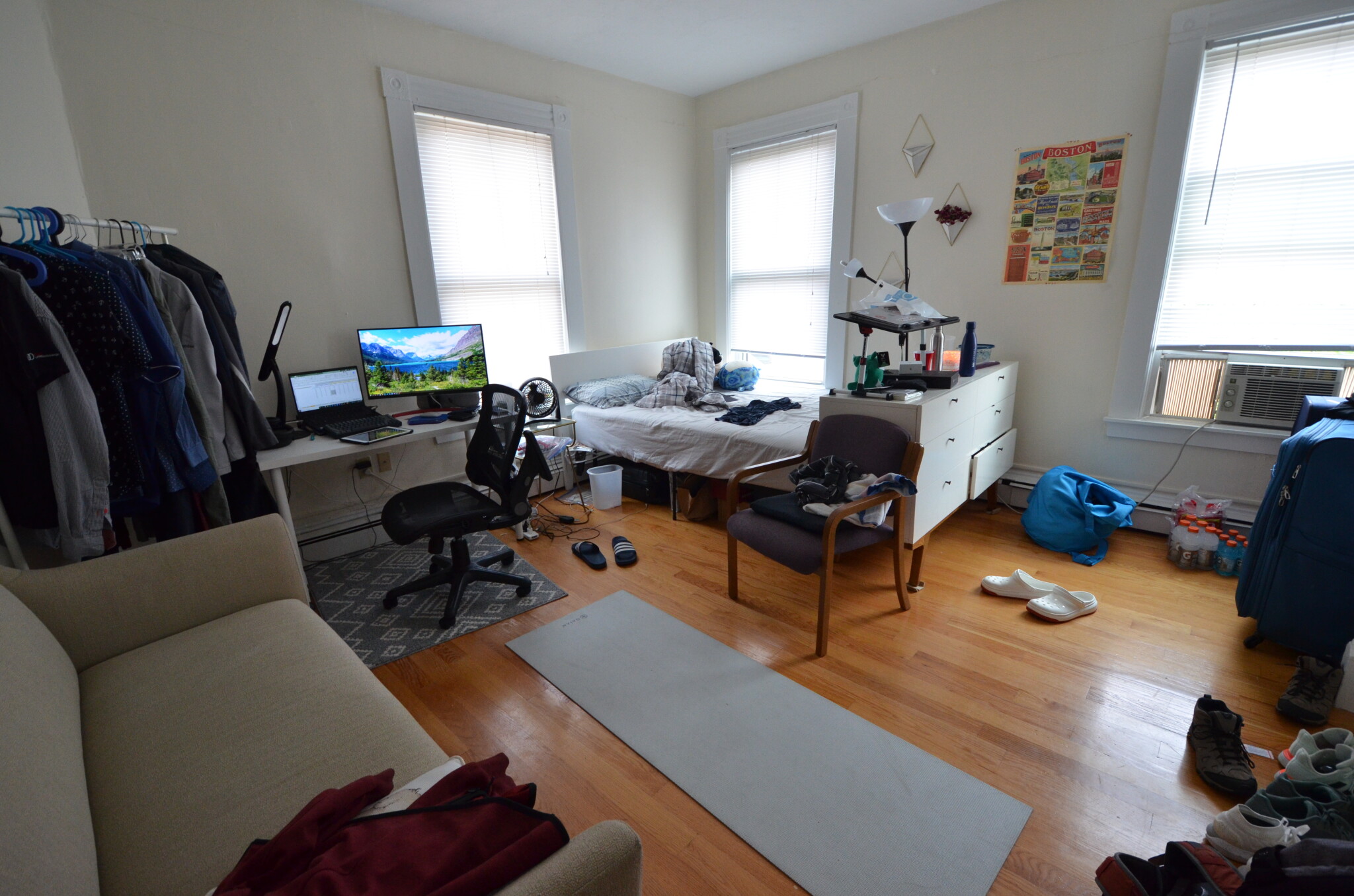 Rental image