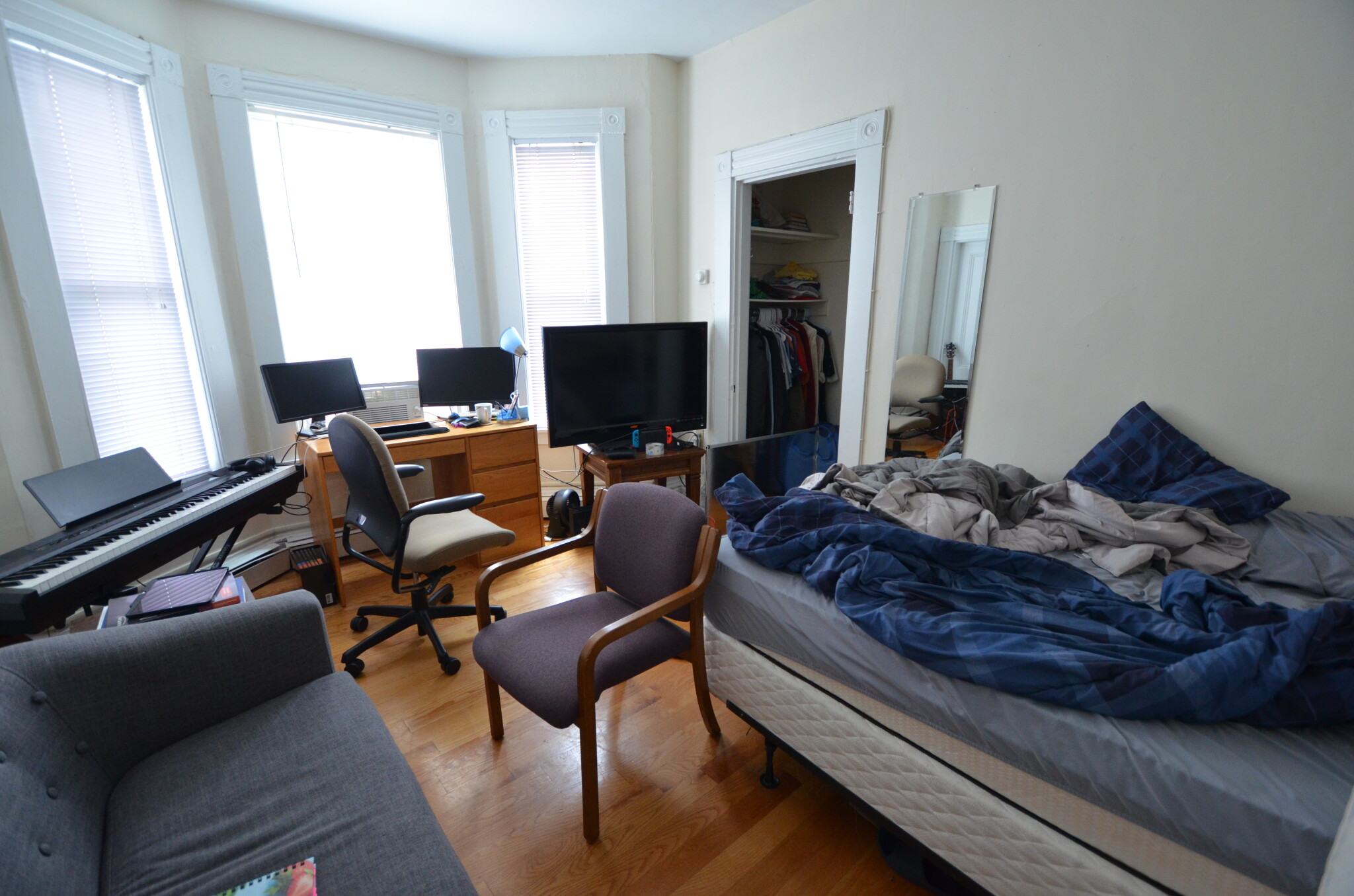 Rental image