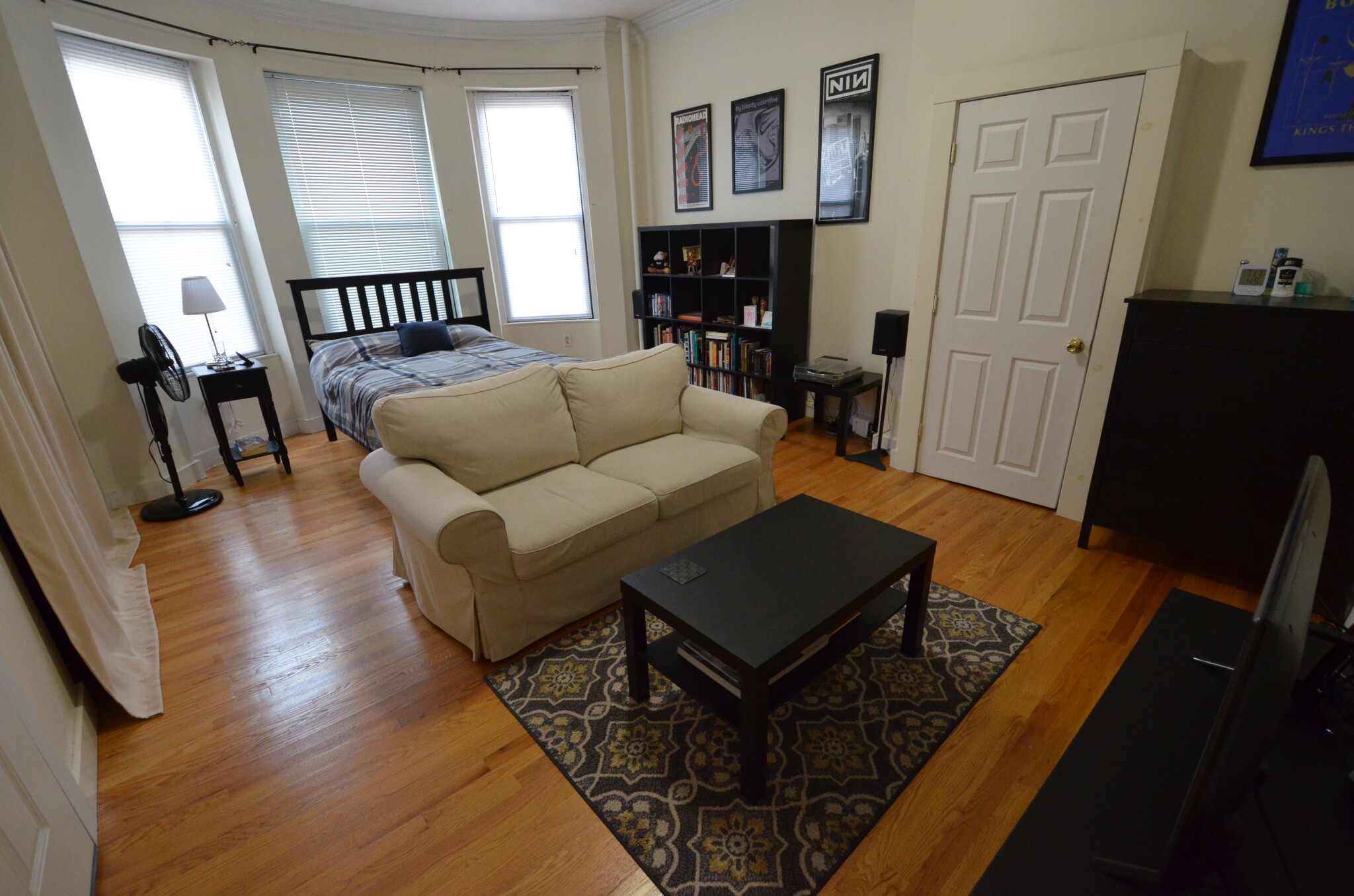 Rental image