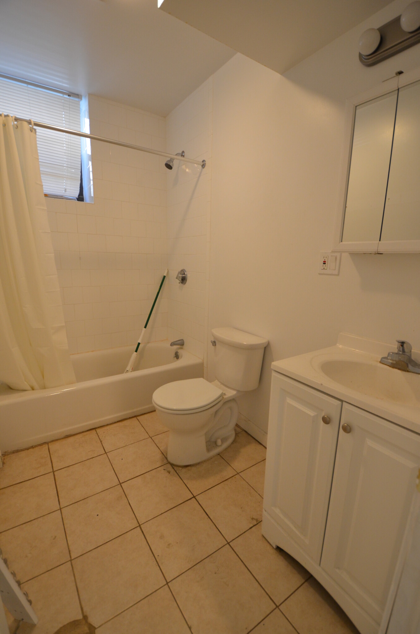 Rental image