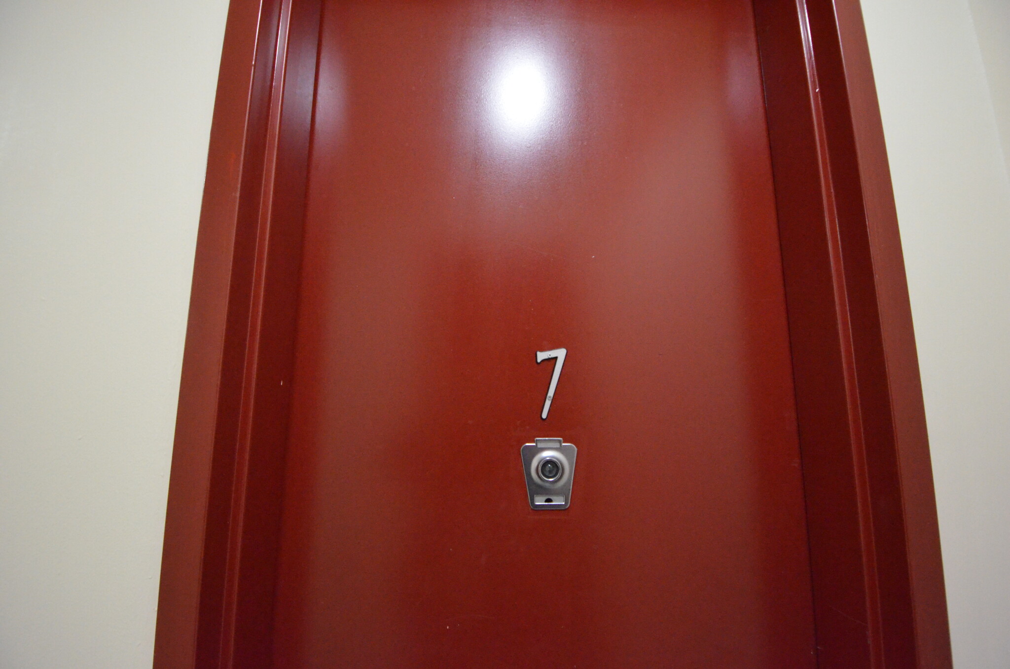 Listing featured image