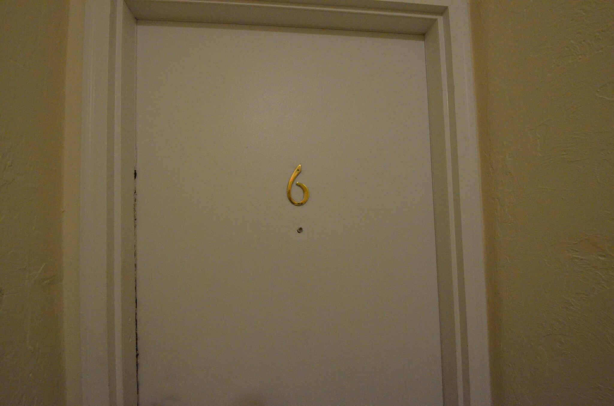 Listing featured image